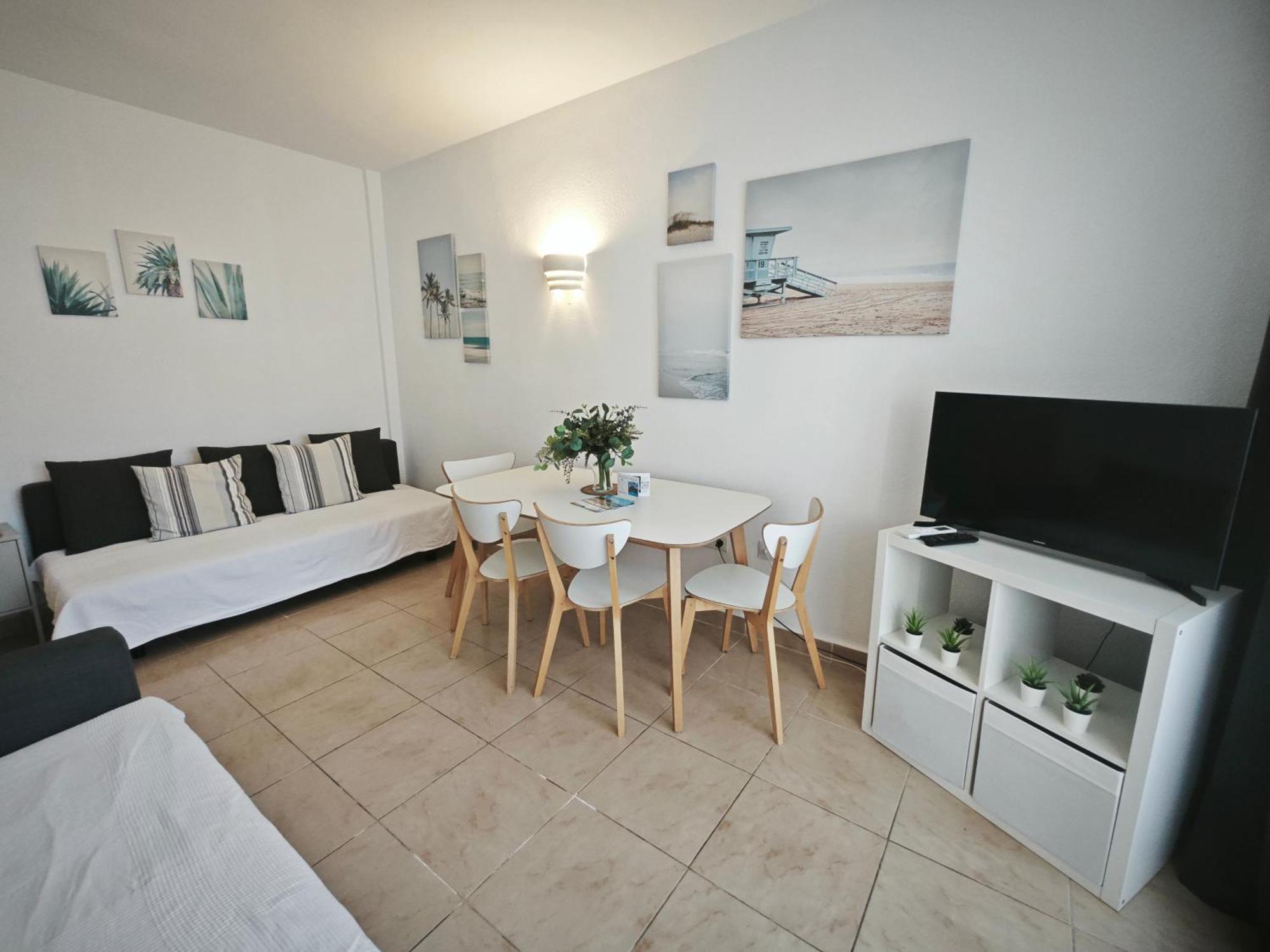 El Estudio De La Playa Benalbeach Vistas Al Mar Benalmádena Dış mekan fotoğraf